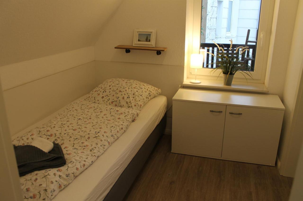 Apartment Am Wall Emden Extérieur photo